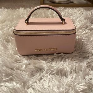 Michael Kors Jewelry Holder